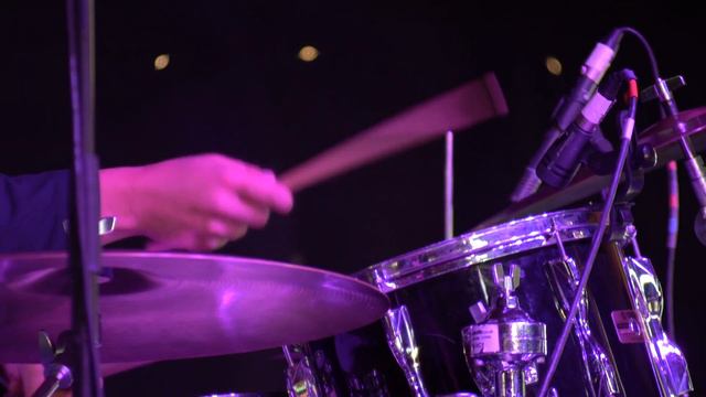 John Burgess plays Eddie Condon смотреть онлайн