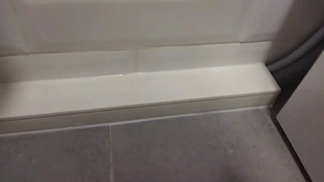 Как спрятать шланги стиральной машины