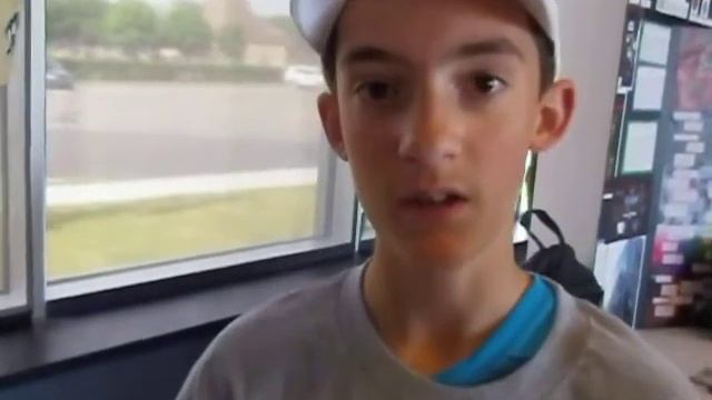 Frédéric Castonguay et Zacharie LeBlanc: Mario Lemieux смотреть онлайн