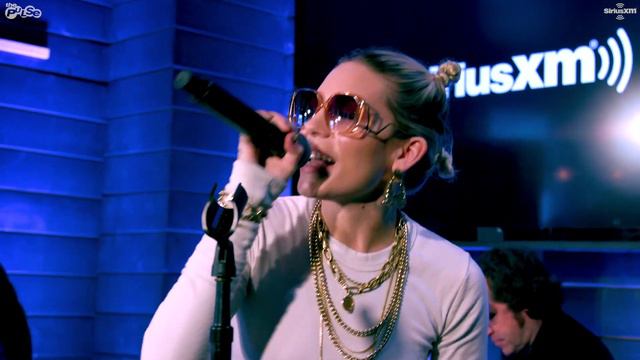 Train feat. Skylar Grey - Mai Tais [LIVE @ SiriusXM]