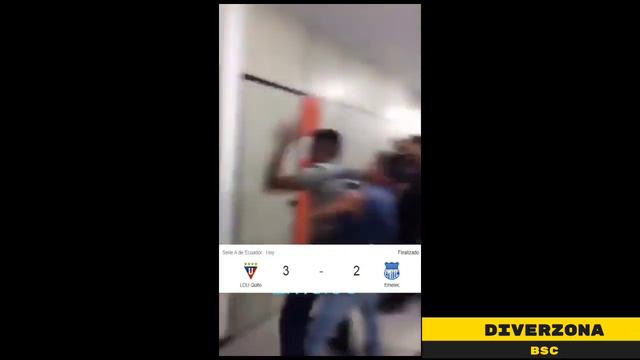 PELEOTA Liga VS Emelec pelea al final del partida DIXON ARROYO VS JORDI ALCIVAR PUÑOS Y ARUÑONES