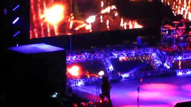 Kiss - Bass Solo & War Machine (Moscow.2017) смотреть онлайн