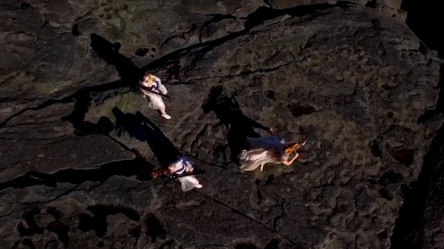 Beautiful Celtic Music, "Kid on the Mountains " feat. Harp Twins, Máiréad Nesbitt and Tim Janis смотреть онлайн