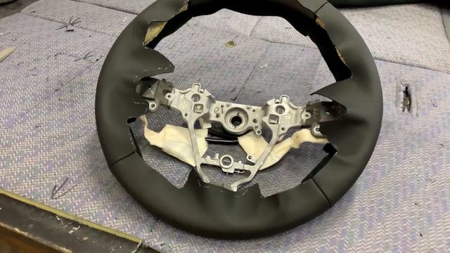 Перетяжка руля Toyota rav4 смотреть онлайн