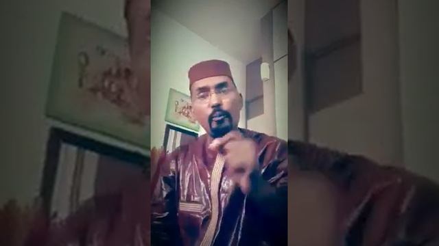 Le frère et le soeurs malien écoute bien ce vidéo смотреть онлайн