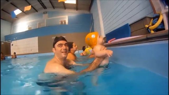 Felipe na natação смотреть онлайн