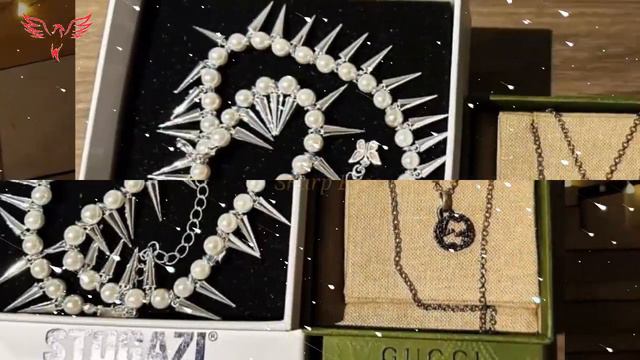 陈志远对狂热粉丝的激烈反应。赵露思在《希登爱》中的化妆师在片场与她分享了感人的经历。#zhaolusi #chenzheyuan #赵露思