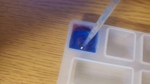 Making Custom DIY Resin Keycaps: Making Space Themed Keycaps