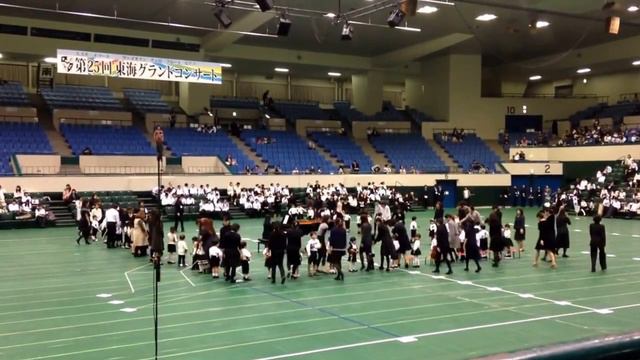 スズキ・メソード 第25回 東海グランドコンサート 小林一茶俳句斉唱 смотреть онлайн