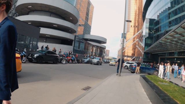 Москва сити прогулка смотреть онлайн