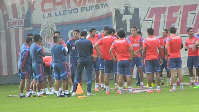 Ramon Morales Primera Práctica Chivas смотреть онлайн