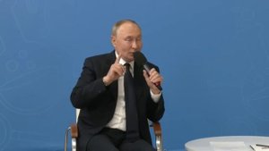 Не стоит прекращать изучать английский язык. ВВ Путин, "Разговор о важном" 2024