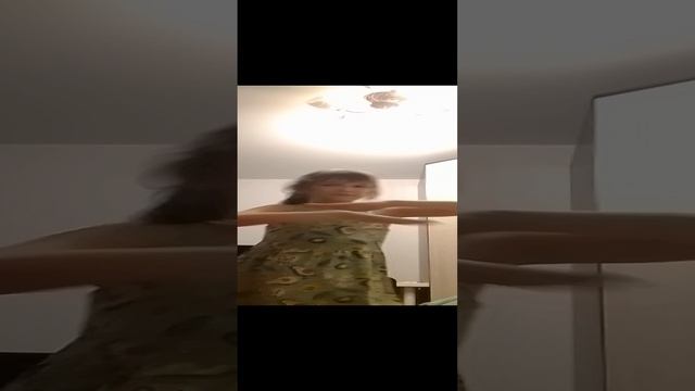 придумала танец очень старалась 😅 и устала смотреть онлайн