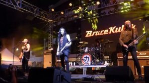 31.Oktober 2022 KISS Kruise 11 Bruce Kulick Domino