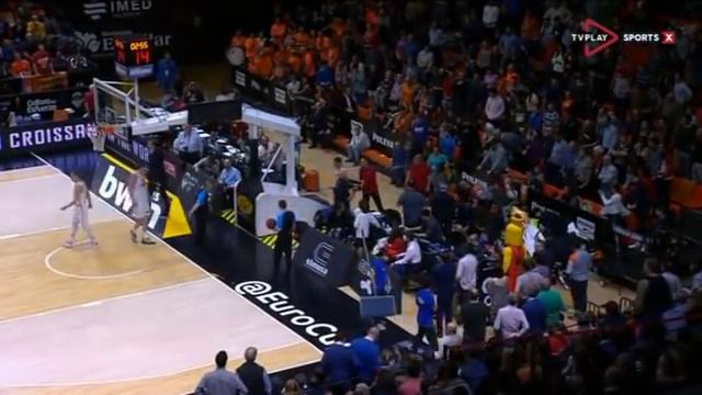 Chris Kramer injury (trauma) against Valencia. Eurocup смотреть онлайн