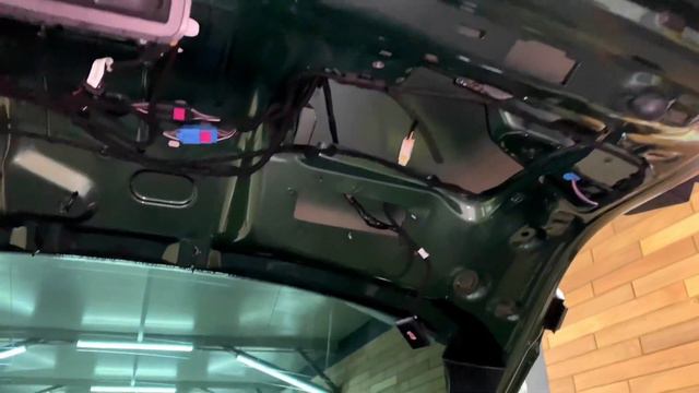 Электропривод багажника на Skoda Octavia. смотреть онлайн