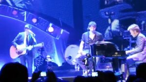 A-Ha "Crying In The Rain" (Forest National) 11 Octobre 2010