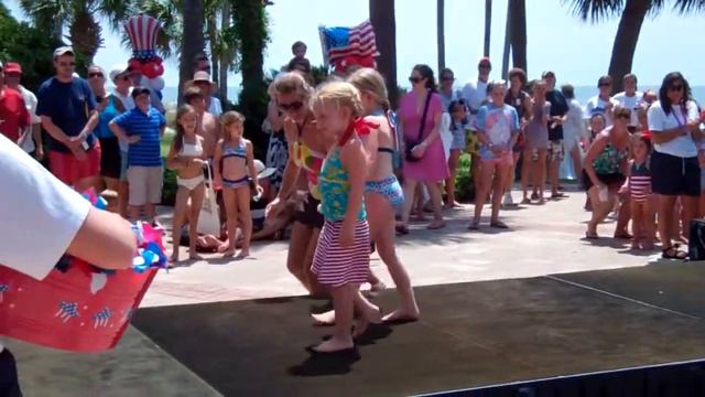 Sea Island Swimsuit Contest July 4 смотреть онлайн