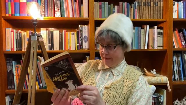 Novels With Betty Nesbitt: Charlotte’s Web (Chapter 18) смотреть онлайн