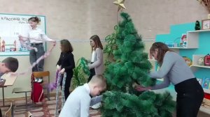 Пятиклассники готовятся к празднику (22.12.2021)