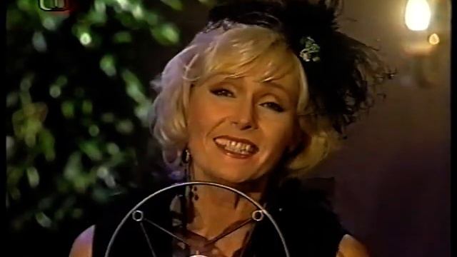 Helena Vondráčková - Neodcházej смотреть онлайн