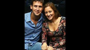 Victoria Salinas y Rodrigo de Leon... ENFERMEDAD EN CASA PXNDX