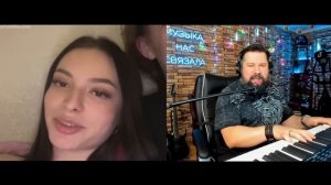 Спел Смуглянку для милой девушки