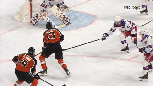 Michael Raffl And Anthony Bitetto Tumble Right Through Flyers' Bench Door After Hit смотреть онлайн