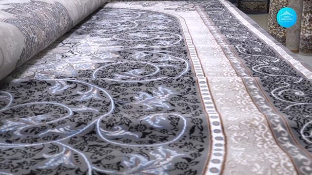 Чаро сарояндаҳои тоҷик дар клипҳои худ аз ҳунармандони ӯзбек истифода мебаранд? смотреть онлайн