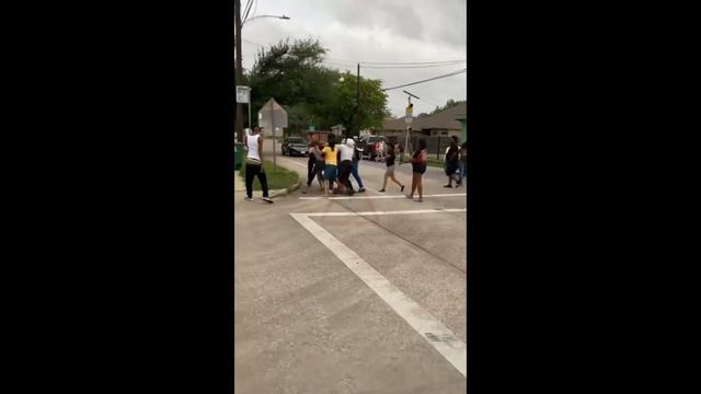 Women fights compilation 10.Best street fights ,Hood scraps, brawls, girl street fight 2023 & 2024. смотреть онлайн