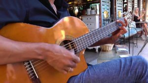 The Lion Sleep Tonight song  (Naudo guitar solo)