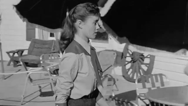 Mickey Mouse Club Presents: Annette Episode 17: "The Farewell Letter" смотреть онлайн