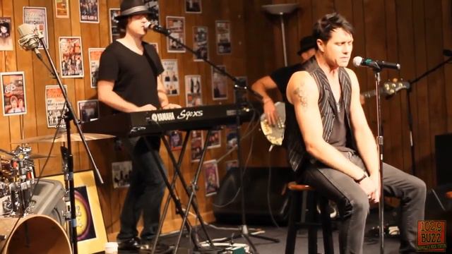 Adam Gontier vs Matt Walst TDG just like you смотреть онлайн