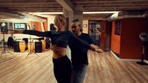 Someone you loved-Conor Maynard (Bachata Mestiza) JES Y JENNY Dj Tronky