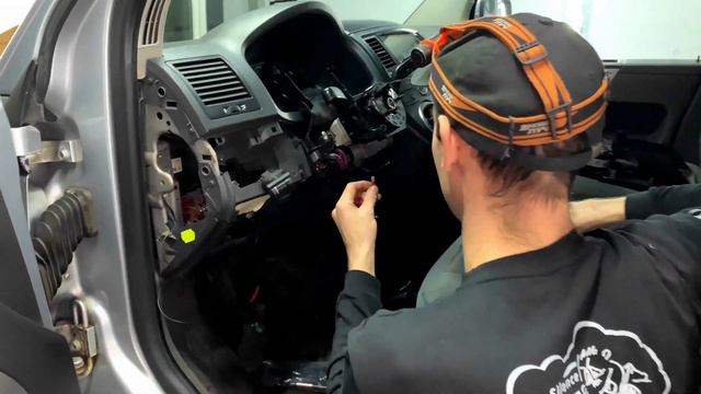 Volkswagen Multivan Установка подогрева руля смотреть онлайн