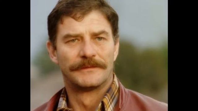 Ahmet Mekin'in Ödül Dünyası смотреть онлайн