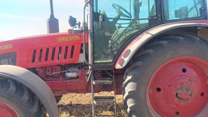 МТЗ-82.1 с прессом Паскаль по сенажу