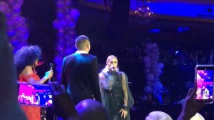 Diana Ross singing Love Hangover with Ashlee Simpson and Evan Ross