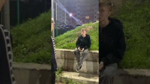 Короткометражка 
КУРЬЕРЫ И СПОРТИКИ
часть 1