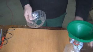 Как фильтровать через лейку- воронку
