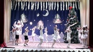 Театрализованное представление “Когда зажигаются ёлки!”