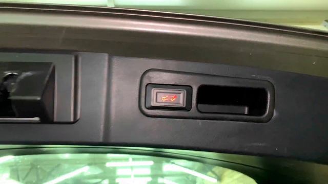 Lexus NX Электропривод крышки багажника смотреть онлайн