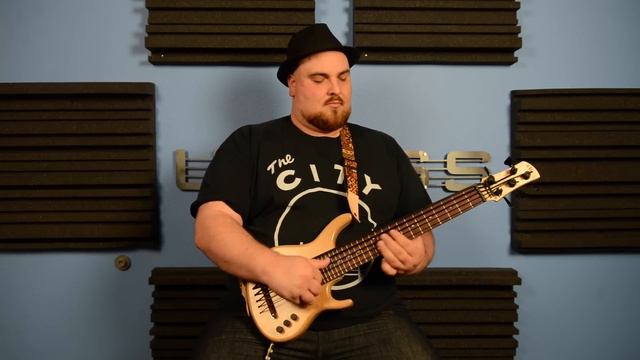 Ben Burleigh California Maple 5 String U•BASS Road Toad Strings смотреть онлайн