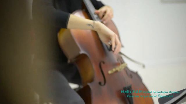 PERA ODA ORKESTRASI | MELİS HAN смотреть онлайн