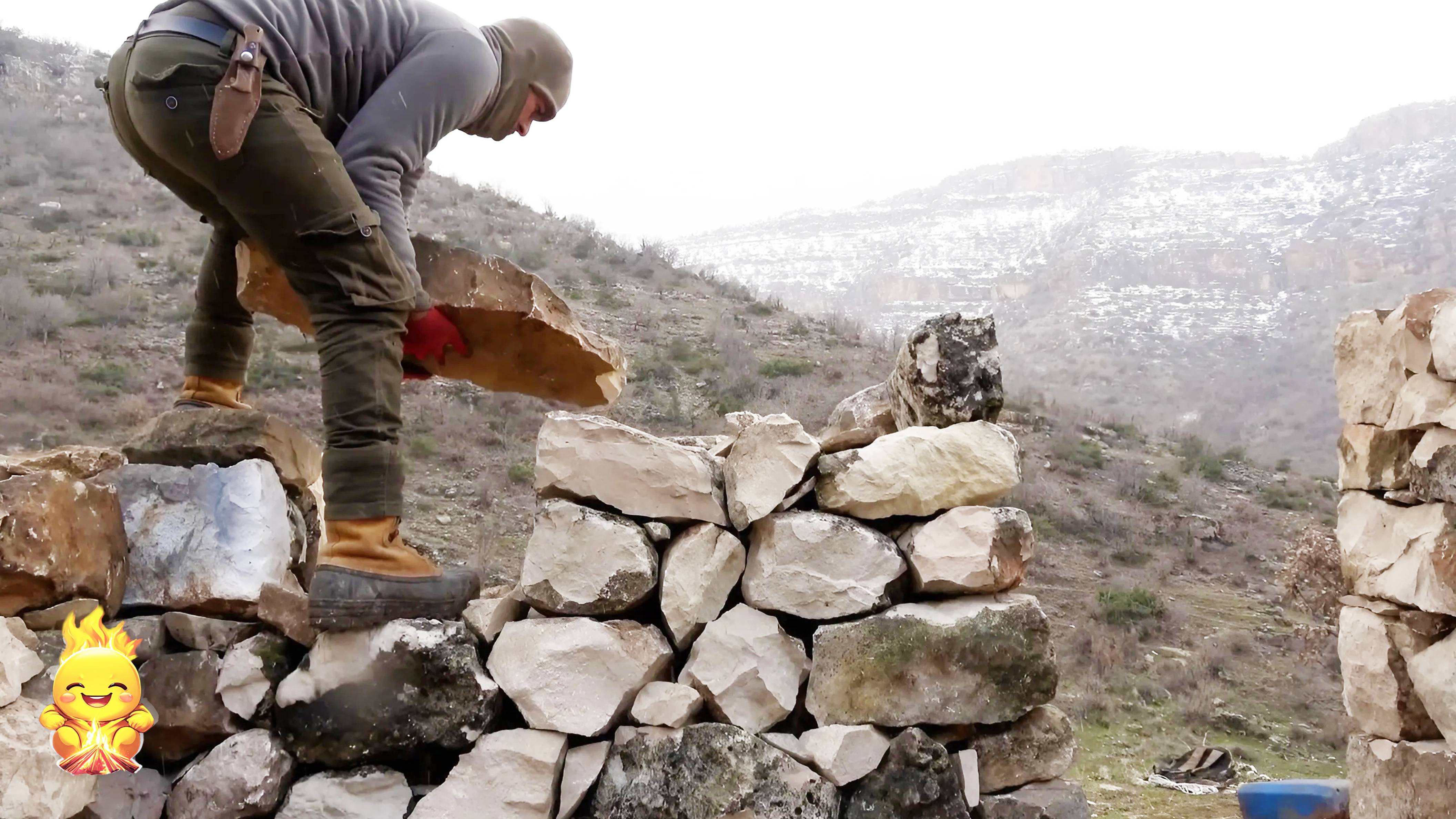 Постройка каменного дома с камином за 14 дней | Зимний Кемпинг | АСМР природа смотреть онлайн