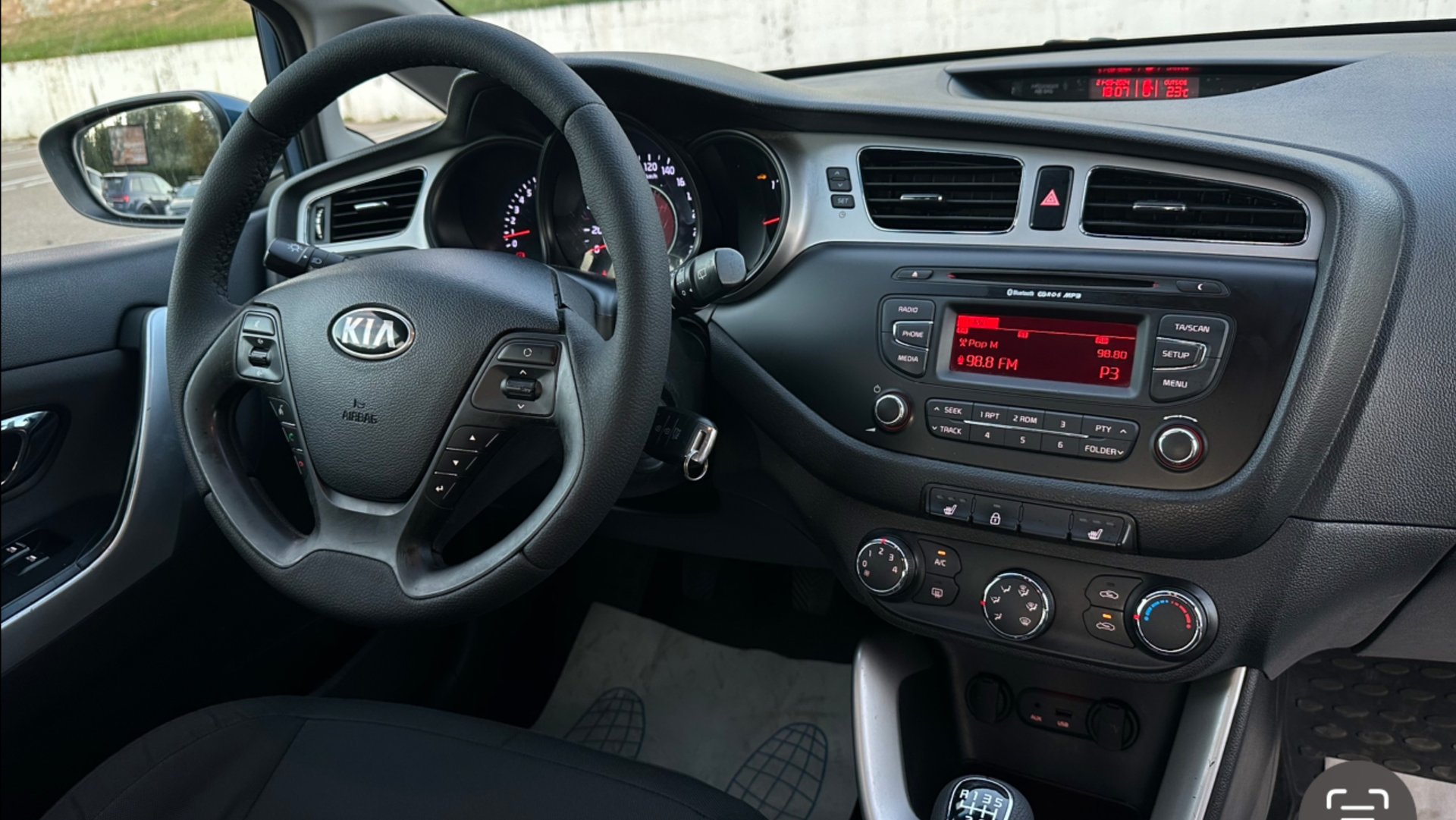 KIA Cee’d JD 2014 1.6MT смотреть онлайн