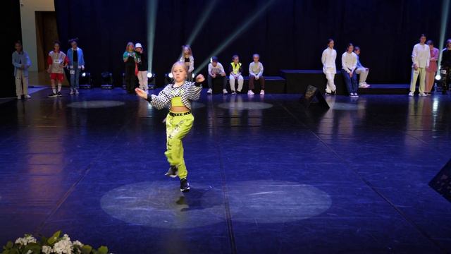 Emma-Riin Sokk, nr 467, Stuudio dotE Tantsukool, Hip Hop Soolod, Lapsed, 2. koht смотреть онлайн