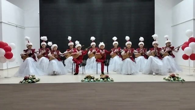 Н.Тілендиев,М.Мақатаев "Құттықтаймын мама" смотреть онлайн