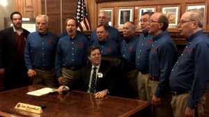 Capitol City Chorus Serenades Gov. Brownback