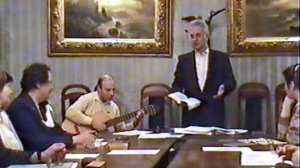 "На своих сотках" (запись 2003 г). Поёт автор – Александр Томчин.